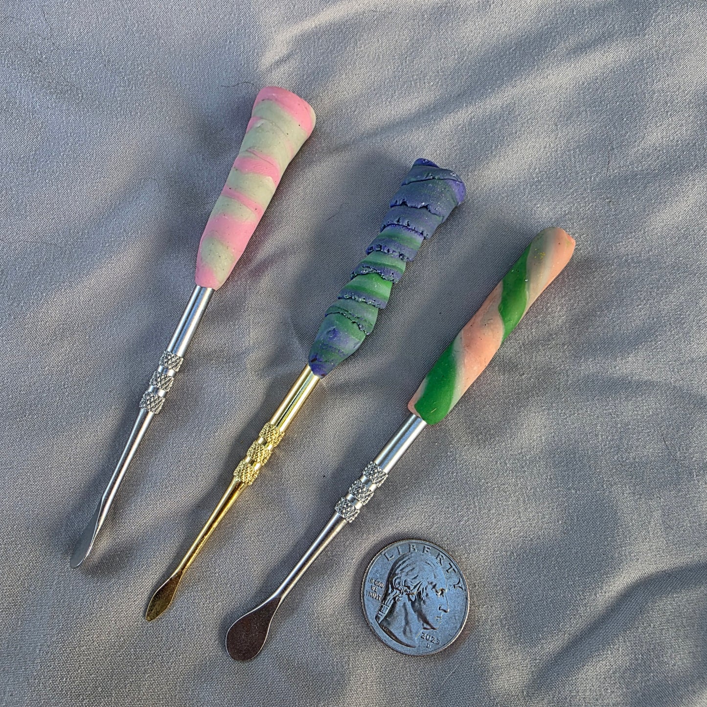 Large Scoop Tool (Random Style)